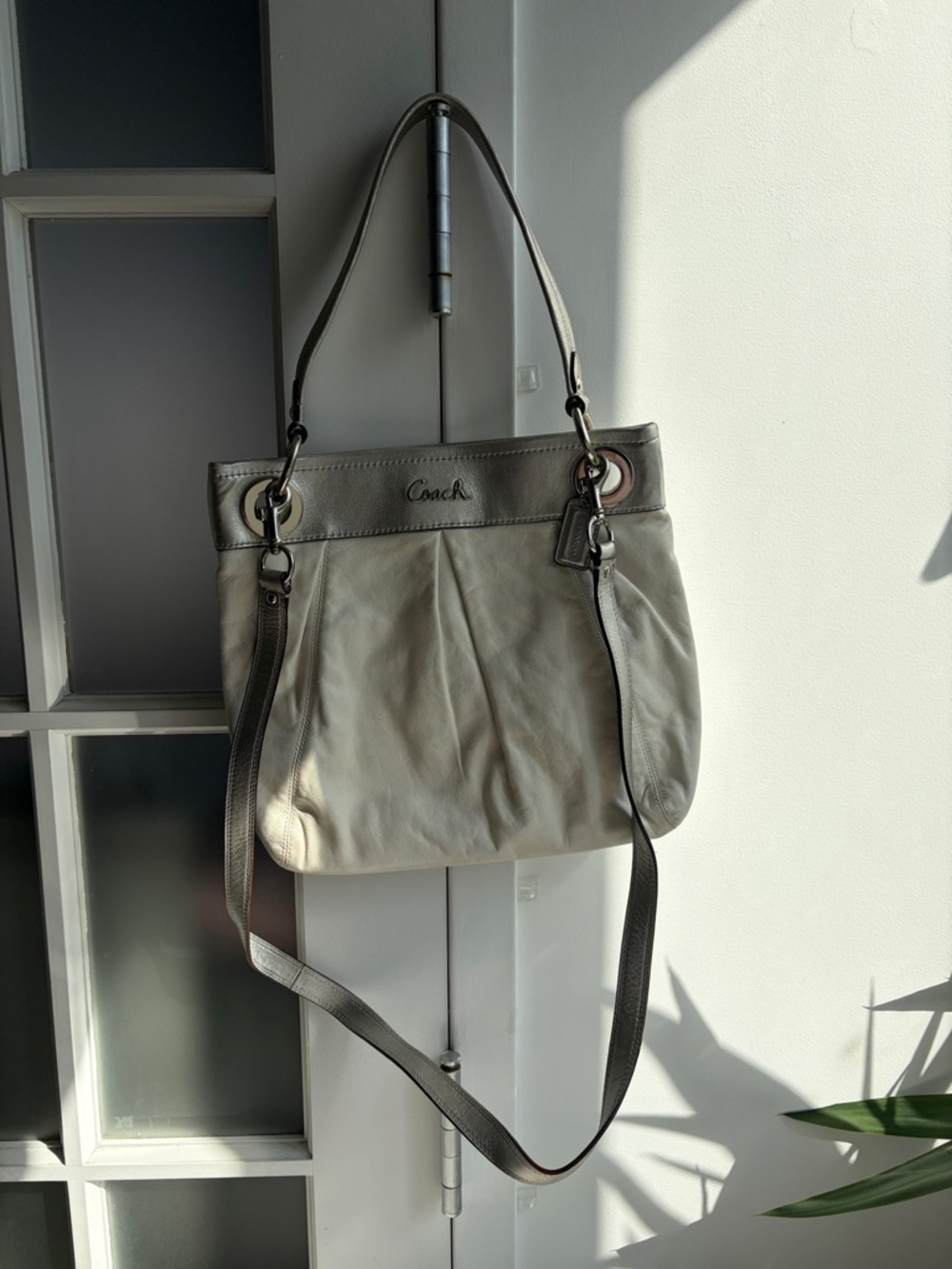 Coach Two-Tone Leather Shoulder Bag in Cream and Brown
